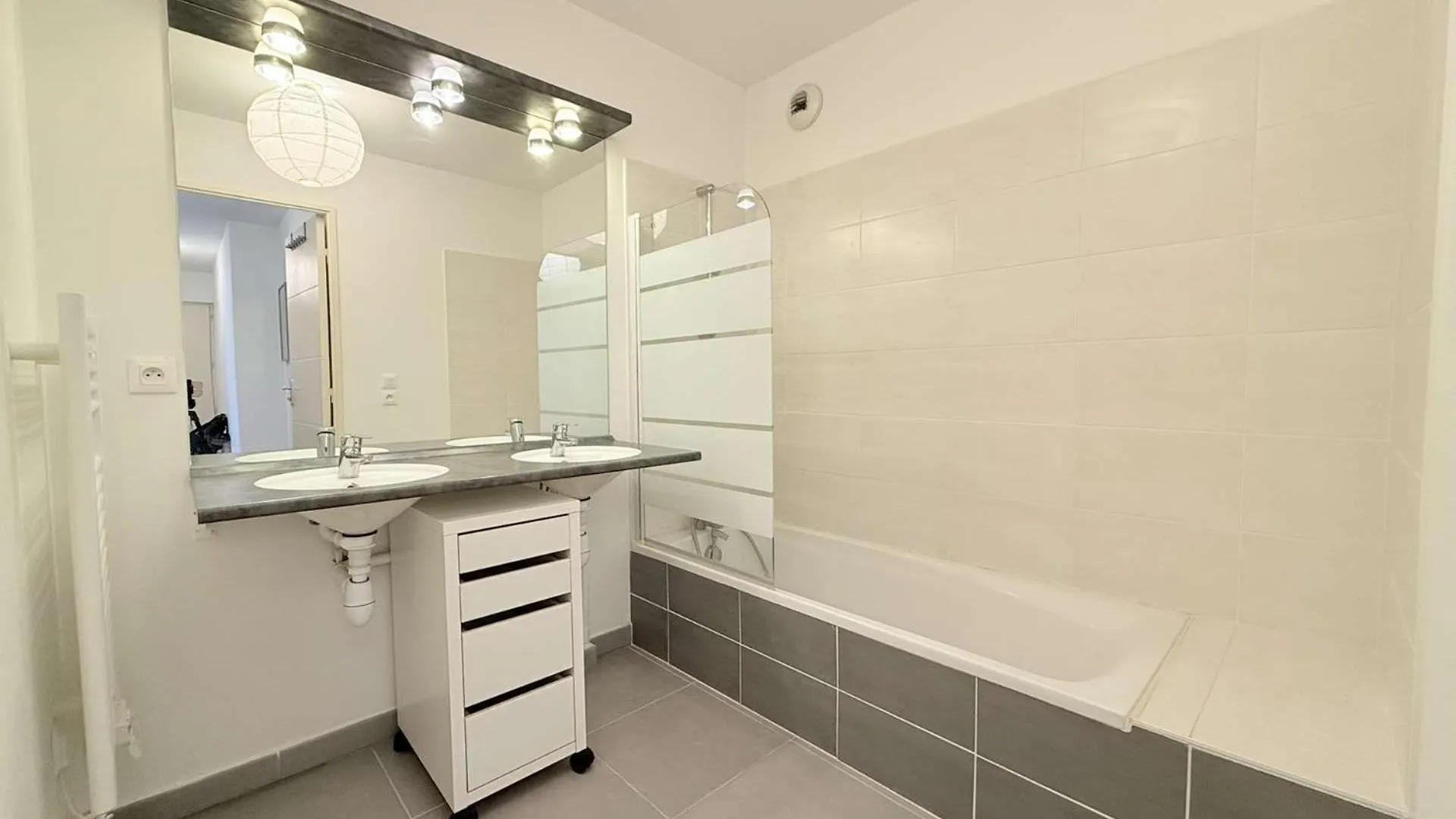 Apartment T3 L'Eden- Piscine- Clim- Commerces Le Lavandou